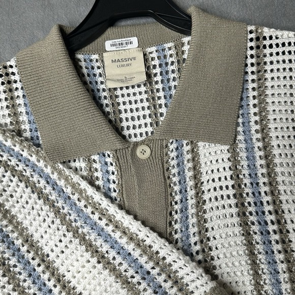 Massive Luxury Crochet Knit Polo Shirt Blue White Grey 7 Button Closure Large - Picture 1 of 9